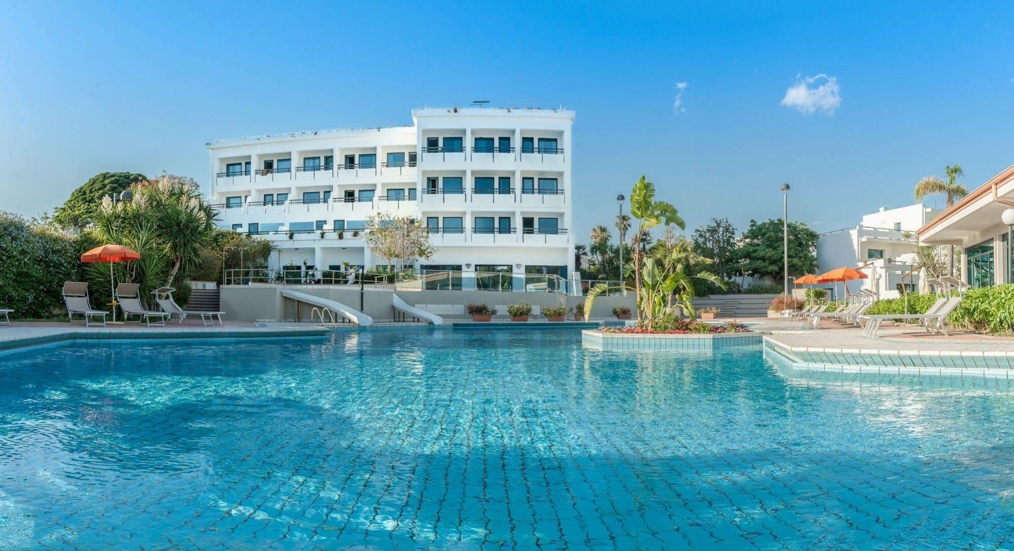 Hotel Acacia Marina Marina di Ragusa Esterno foto
