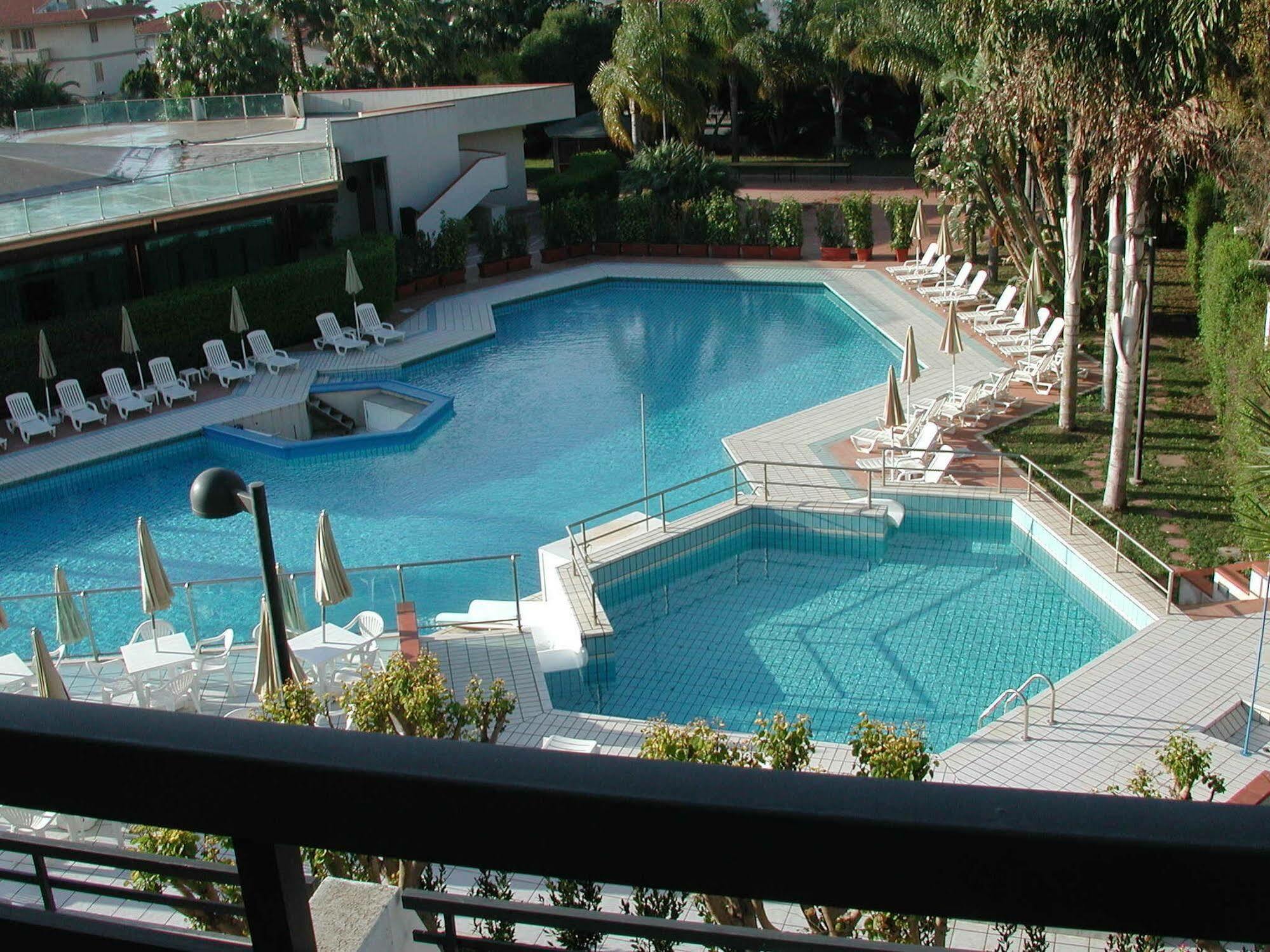 Hotel Acacia Marina Marina di Ragusa Esterno foto