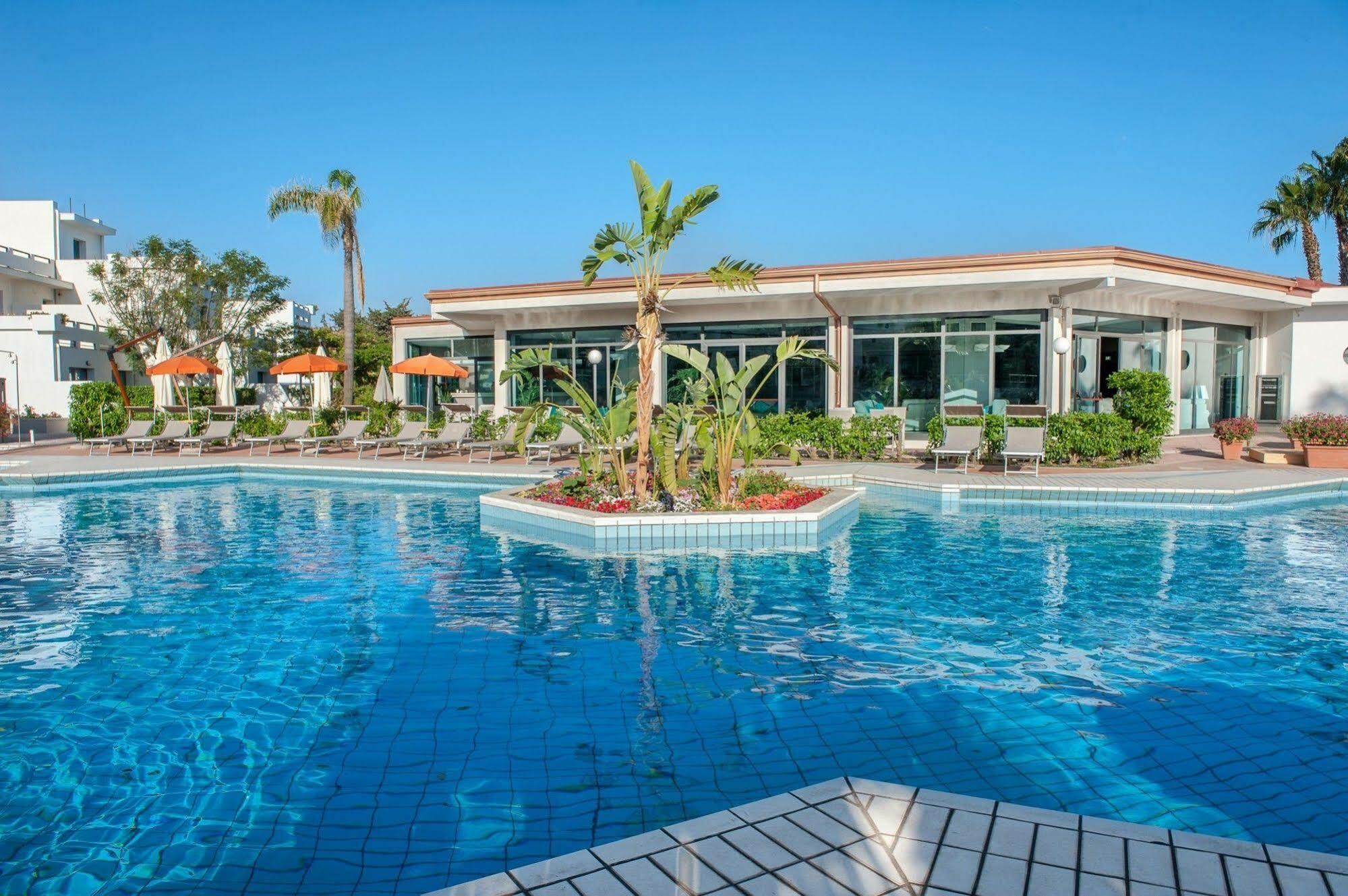 Hotel Acacia Marina Marina di Ragusa Esterno foto