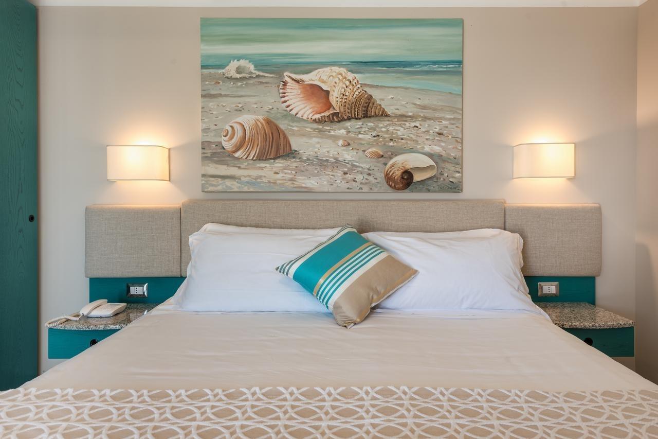 Hotel Acacia Marina Marina di Ragusa Esterno foto